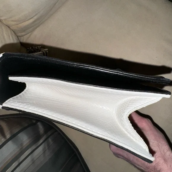 Dior leather cross body - Picture 8 of 9